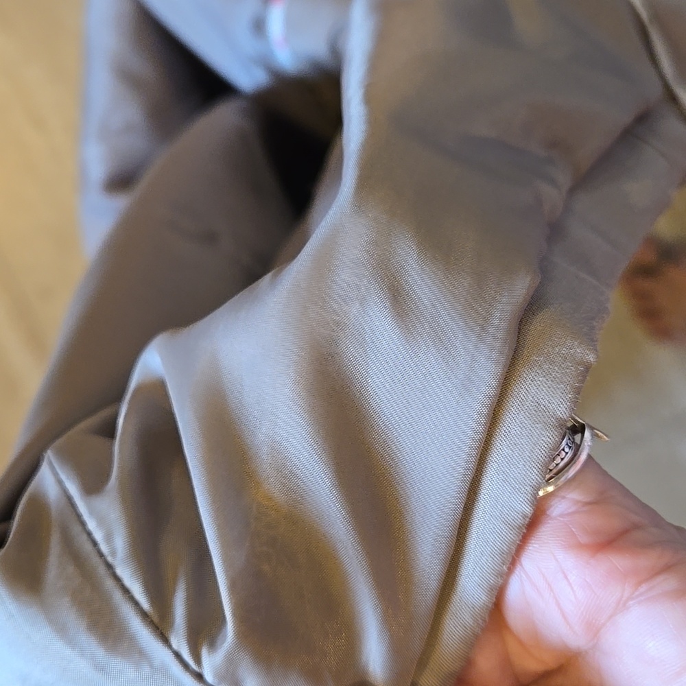 Betsey Johnson Unique Tan/Taupe Ruffle Accent Trench Coat - Picture 10 of 11